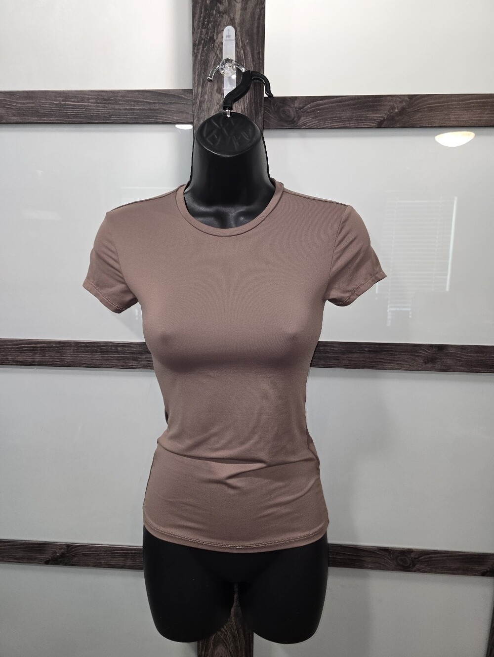 H&M Microfiber Short Sleeve Shirt Sz XS